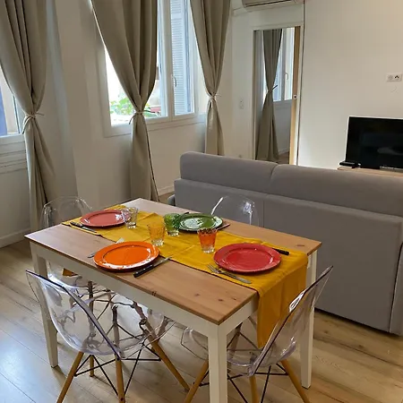 Restful Centre Apartment Antibes