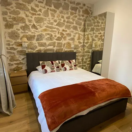 Peaceful Centre Apt- 5b Soleau-stayinantibes